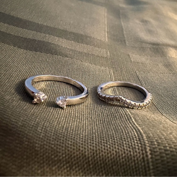 Sterling Silver & CZ Stacking Set - size 5 - Picture 2 of 2